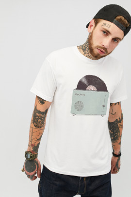 Футболка чоловіча