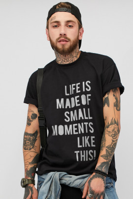 Футболка чоловіча