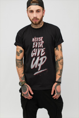 Футболка чоловіча