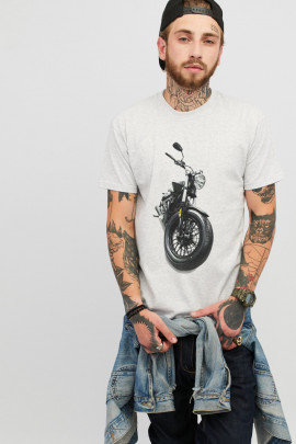 Футболка чоловіча