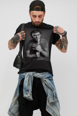 Футболка чоловіча