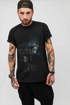 Футболка чоловіча