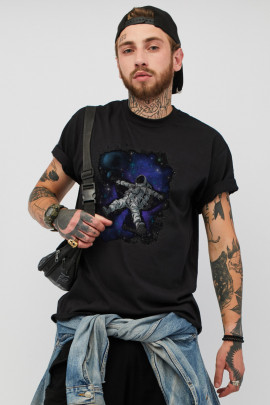 Футболка чоловіча