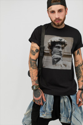 Футболка чоловіча