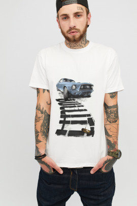 Футболка чоловіча