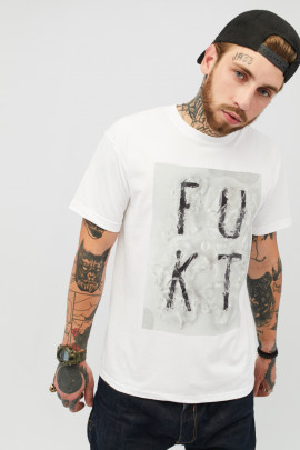 Футболка чоловіча