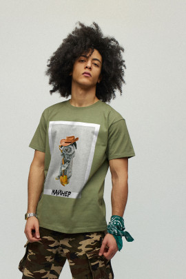 Футболка чоловіча