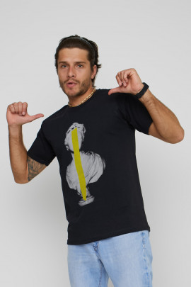 Футболка чоловіча