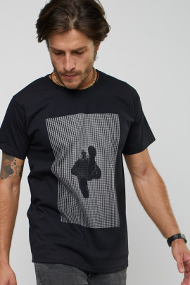 Футболка чоловіча