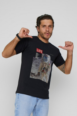 Футболка чоловіча