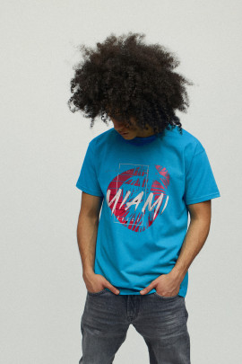 Футболка чоловіча