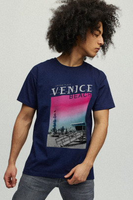 Футболка чоловіча