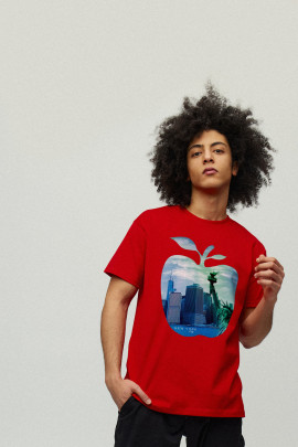 Футболка чоловіча