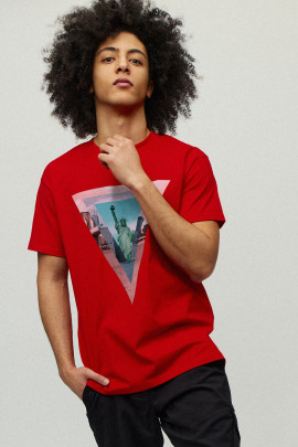 Футболка чоловіча