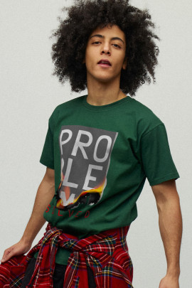 Футболка чоловіча