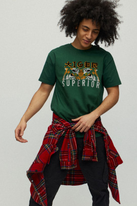 Футболка чоловіча