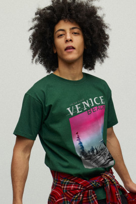 Футболка чоловіча