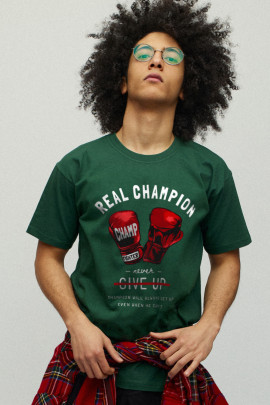 Футболка чоловіча