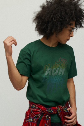 Футболка чоловіча