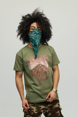 Футболка чоловіча