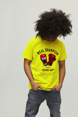 Футболка чоловіча