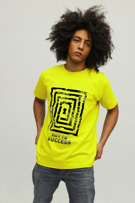 Футболка чоловіча