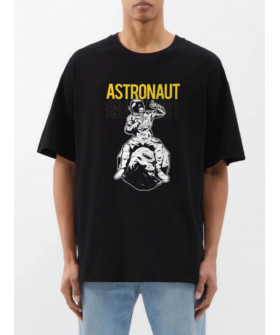 Футболка Trace of Space  Oversize чоловіча чорна "Astronaut"