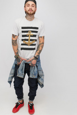 Футболка чоловіча